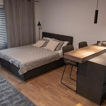 Modern Studio In Pipanova * Lublaň